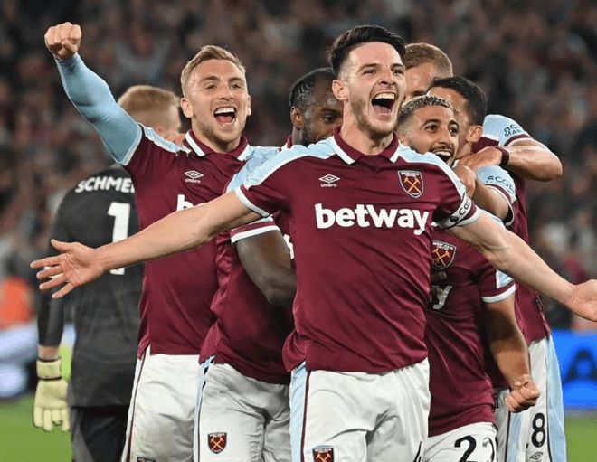 小牛队的凯里·欧文前交叉韧带撕裂手术成功