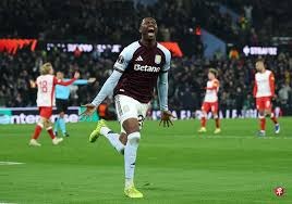 国安vs三镇首发：5外援PK3外援 于大宝李可先发