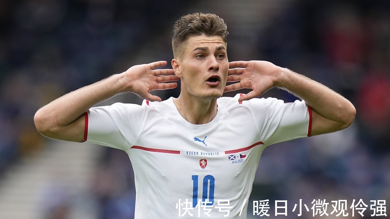 体育英超：热刺1-1埃弗顿 遭遇两连平